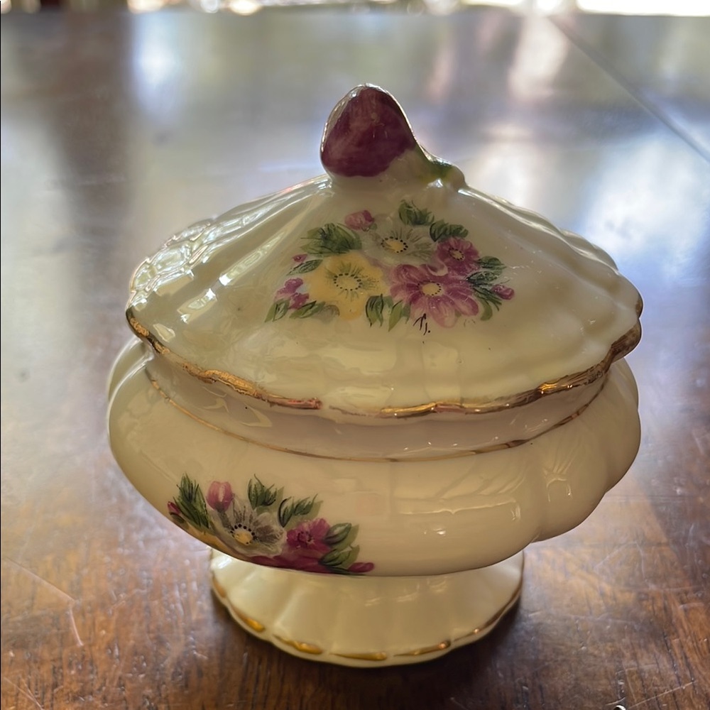 Floral Ceramic Trinket Box with Lid
